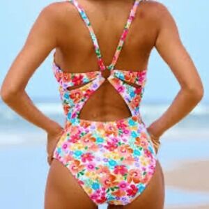 New Cupshe ring hole back Multi-coloured floral one-piece swimsuit